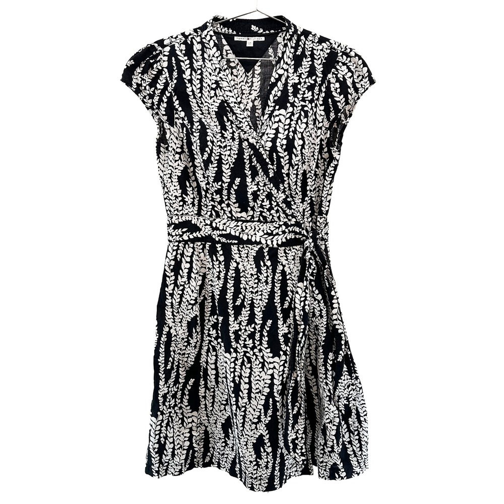 TOMMY HILFIGER Foral Cotton Wrap Dress • Large •‎ black white • chic preppy